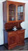 credenza in castagno massello intagliata a mano mis.cm.jpg (17268 byte)